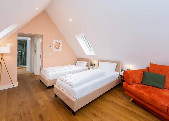 Orange Am Stadtpark - 5 P - Parkplatz * Schwäbisch Hall